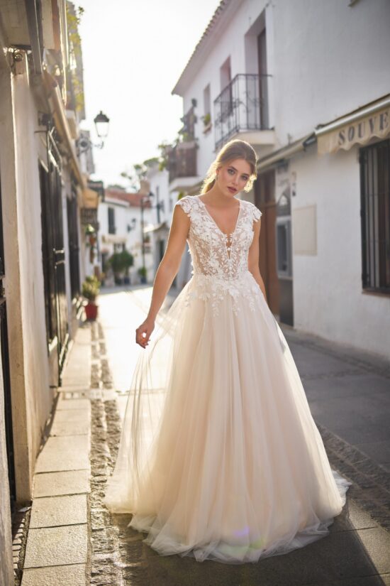 Tres Chic 26403